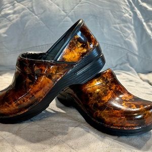 Black & Orange Dansko